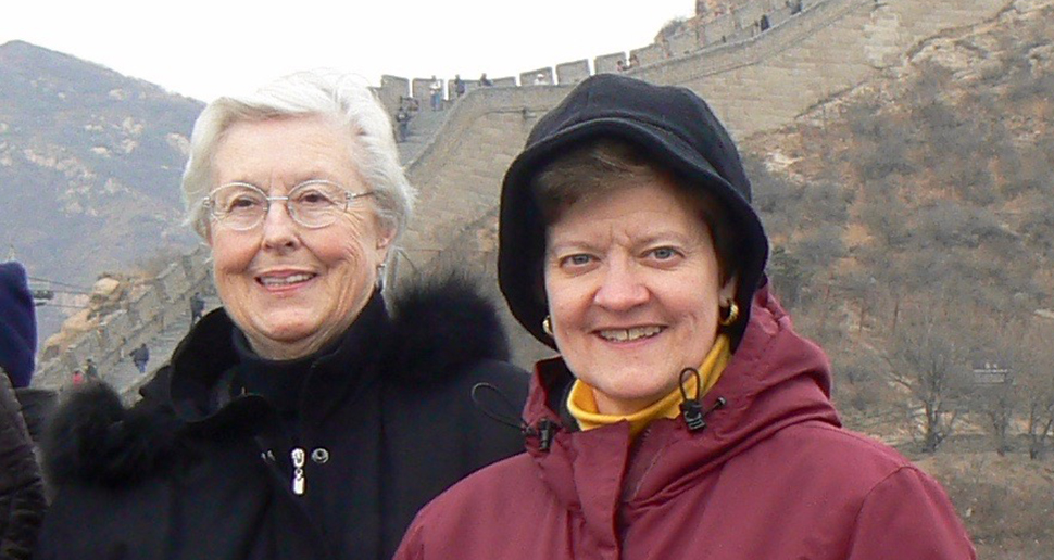 Jo Safrit with Cathy Ennis at Great Wall of China