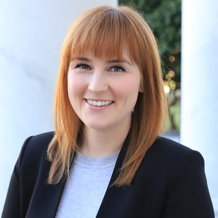 Dr. Kierra Sattler receives faculty award.